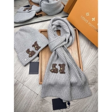 Louis Vuitton Caps Scarfs